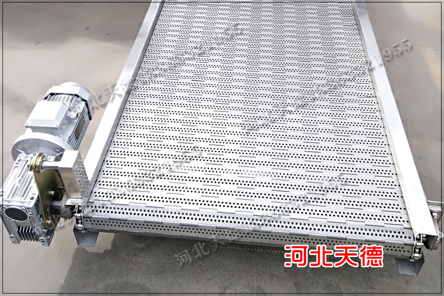 鏈板輸送機(jī)